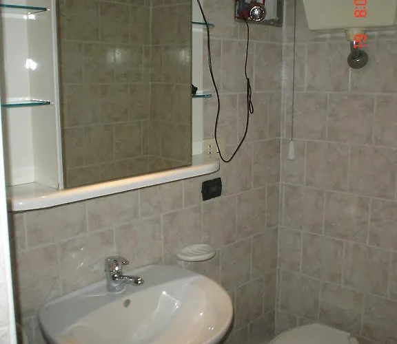 Mia Hostel Rome