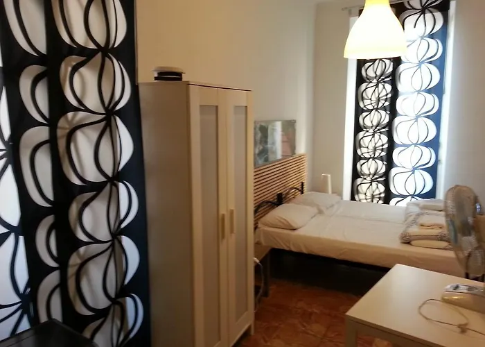 Mia Hostel Rome