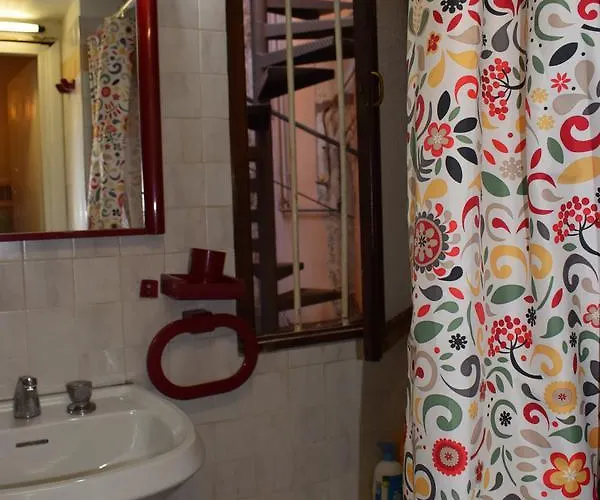 Mia Hostel