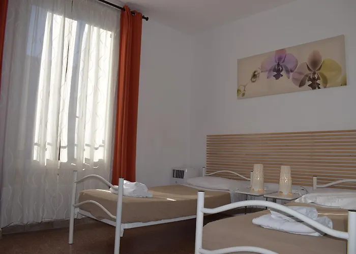 Hostel Mia *